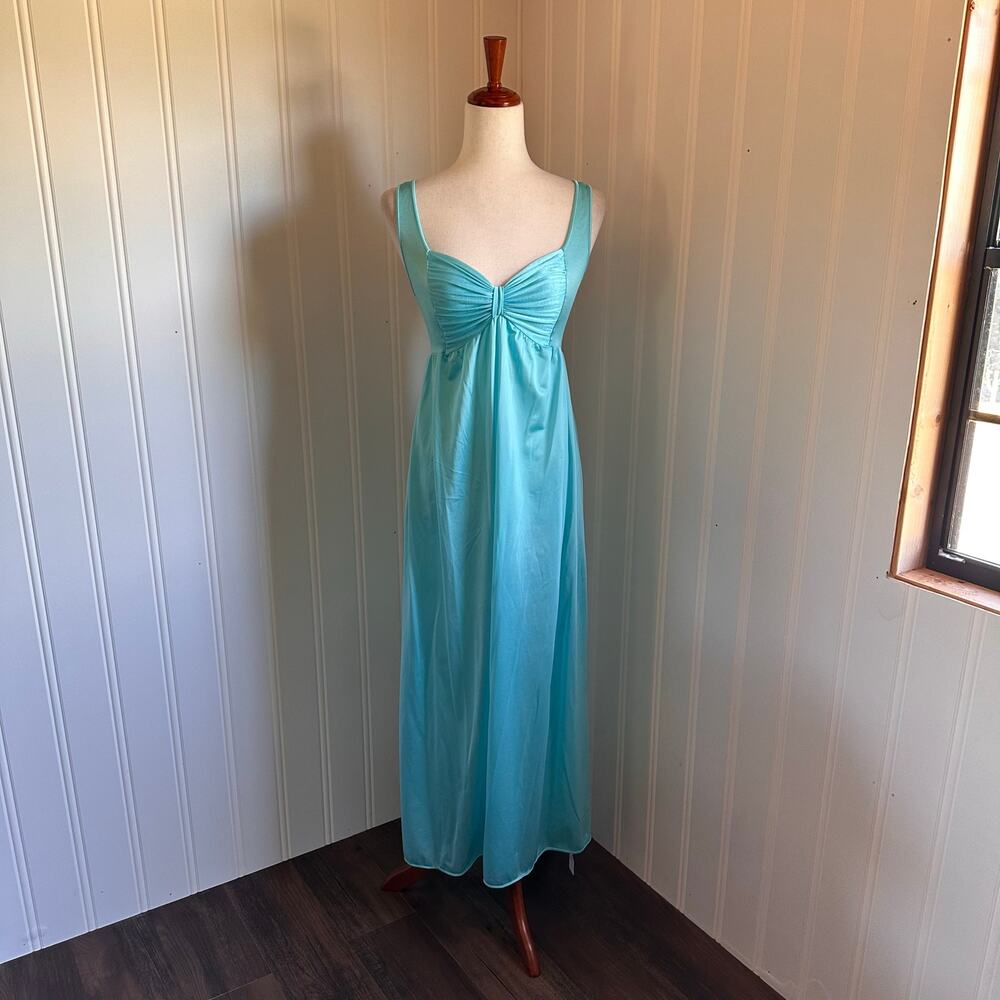 Vintage 70s Olga Sky Blue Maxi Slip M